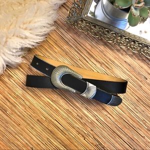 2/$30🌻| Vintage Leather Belt